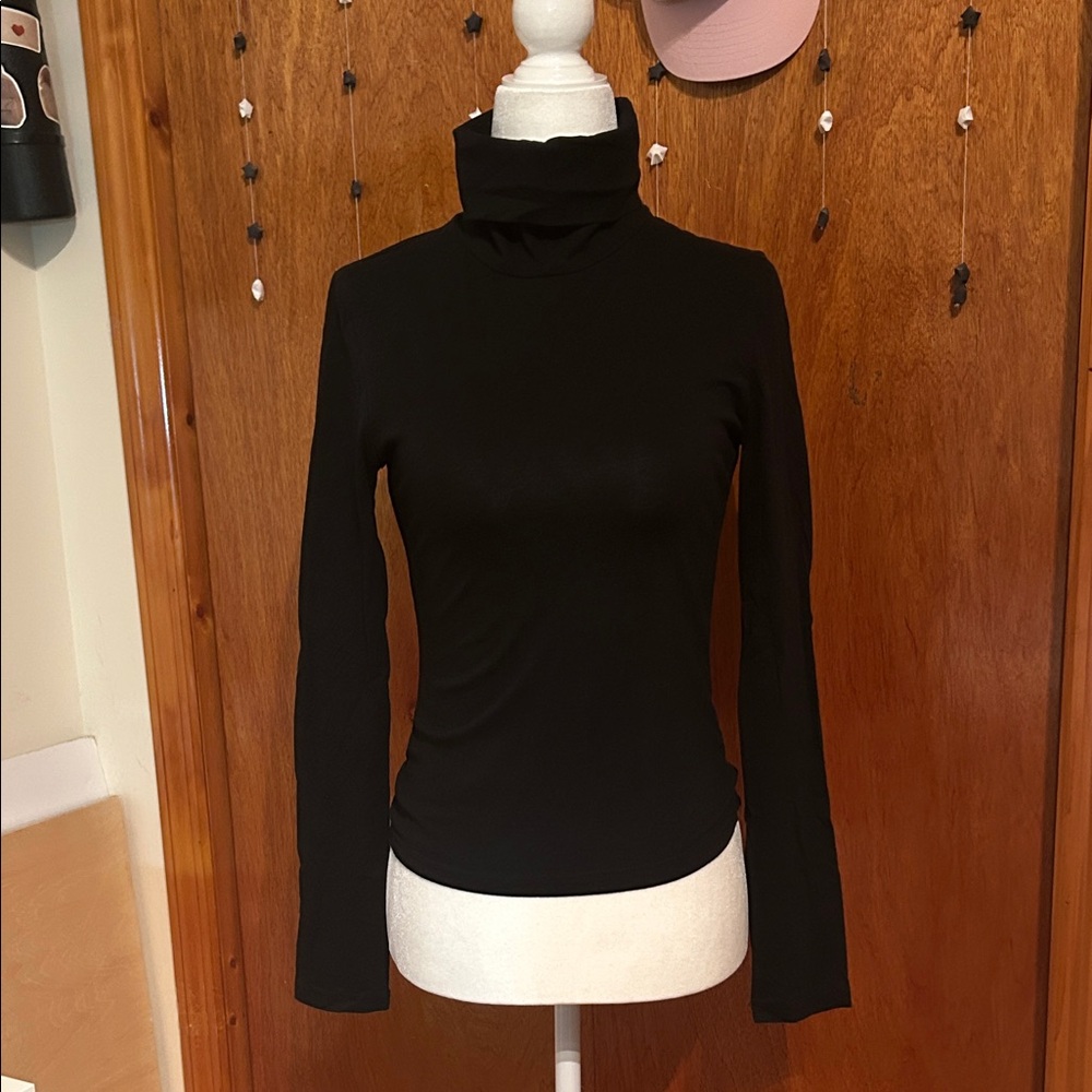 Black Turtleneck Long Sleeve Top